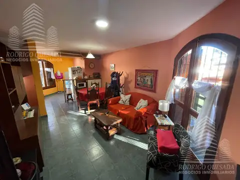 Depto Tipo Casa en Venta de 4 ambientes