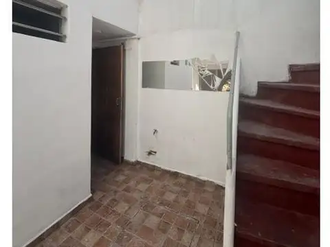 Depto Tipo Casa en Venta en Saavedra, USD 95.000