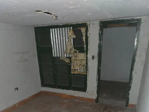 VENTA DE LOCAL SOBRE AV. INDEPENDENCIA