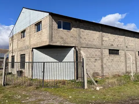 galpón en parque industrial Junín a la venta