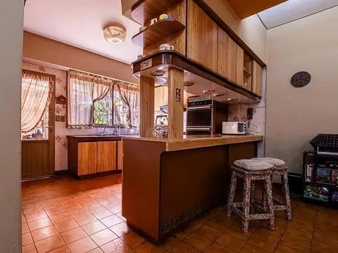 Casa en Venta con 1 cochera