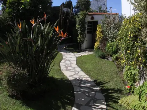 Casa en Venta con 1 cochera