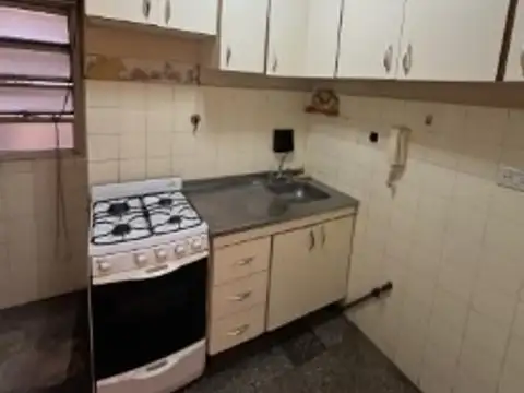 VENTA 3 AMBIENTES  CTFTE CON BALCON.LAVALLE 2100