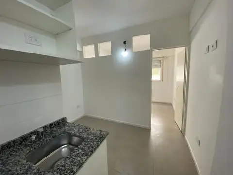 Alquiler Monoambiente C/Division Reciclado a nuevo