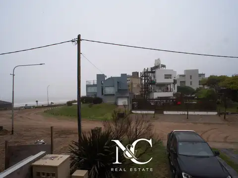 Depto Tipo Casa en Venta 12 años