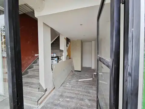 ALQUILER COMERCIAL FRENTE A CALLE MICROCENTRO NQN