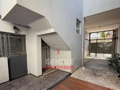 Casa en Venta en Villa Luro, USD 330.000