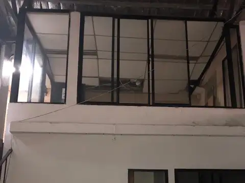 Av. Hipolito Yrigoyen 8400