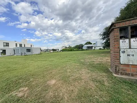 Terreno en Venta de 904,0 m2