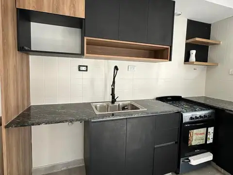 Depto Tipo Casa 4 ambientes con 2 baños