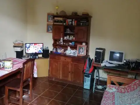 Depto Tipo Casa en Venta en Balvanera, USD 127.000