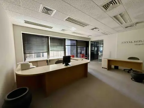 Oficina en Microcentro