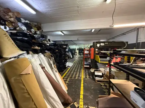 VENTA DE GALPON EN LOMAS DEL MIRADOR