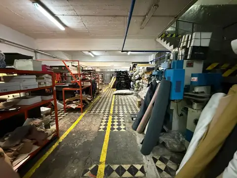 Galpon en Venta 50  mts Fondo