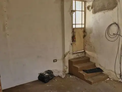 Depto Tipo Casa en Venta 50 años