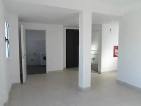 MONOAMBIENTE CONTRAFRENTE CON  BALCON