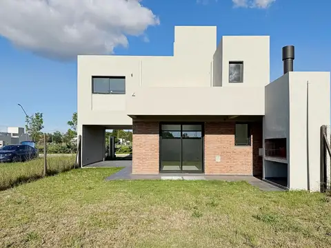 Casa en Venta al Este