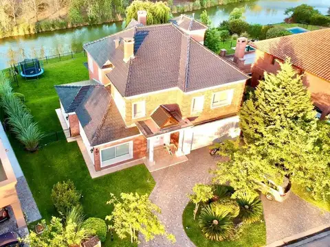 Casa en Alquiler de 5 dormitorios