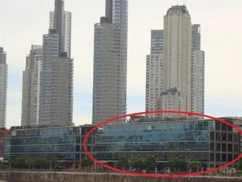 Oficina en Alquiler con 5 cocheras