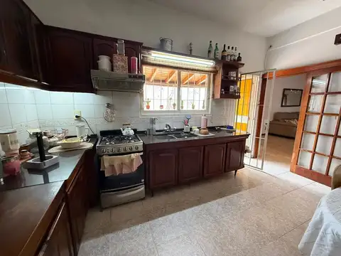 DUPLEX 4 AMBIENTES EN VENTA VILLA LUGANO CON PATIO