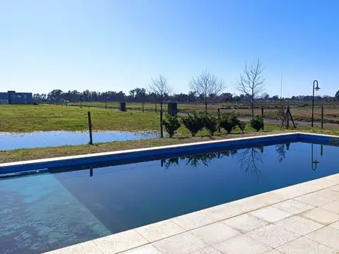 Terreno en Venta en Santa Isabel, USD 18.000