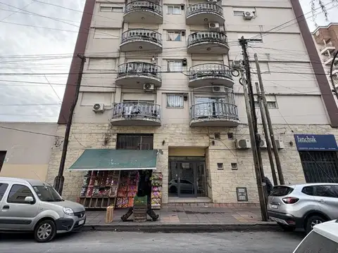 ONCATIVO 2100, Piso 6