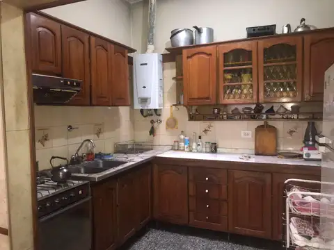Casa 3 ambientes con 2 baños