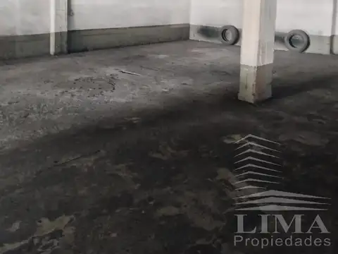 Cochera en  zona Centro