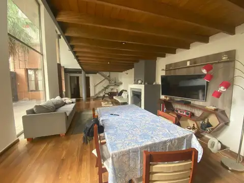 PH EN VENTA TIPO LOFT CON PATIO EN LA PLATA