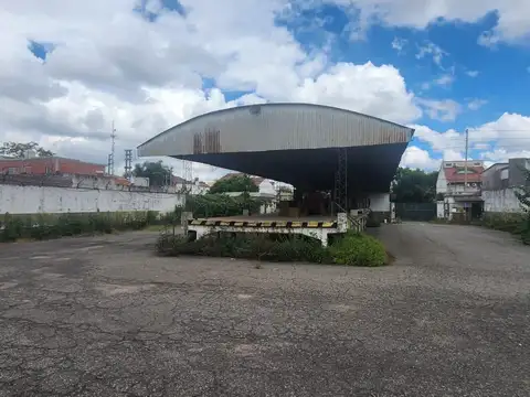 Galpon en Alquiler 61  mts Fondo