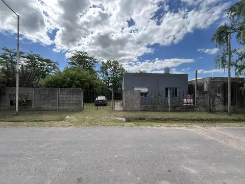 Casa de 3 amb. a la venta en Maximo Paz - Cañuelas