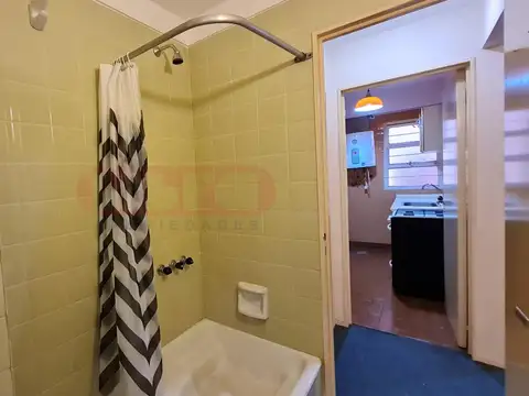 Departamento monoambiente en plata baja céntrico Florida