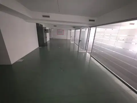 Reconquista 1000, Piso 4