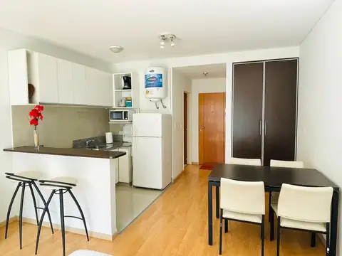 Billinghurst  al 2100 entre French y Juncal