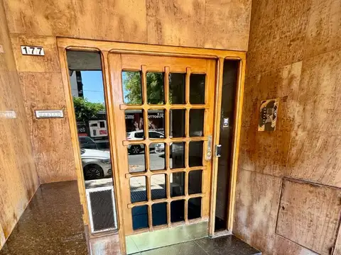 GUALEGUAYCHU 100, Piso 3