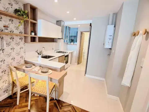 Departamento en Venta en Plaza Colon, USD 145.000