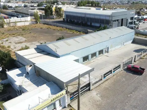 Galpon en Alquiler 49  mts Frente