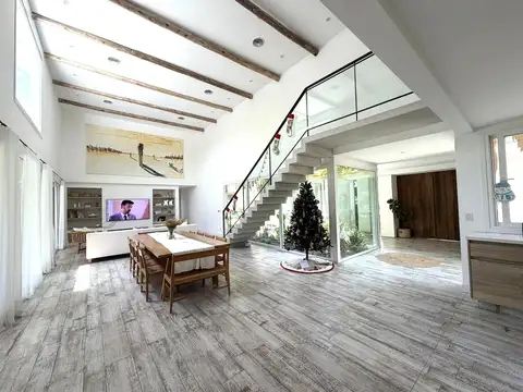 Casa en Alquiler Temporal en Fisherton, USD 6.900