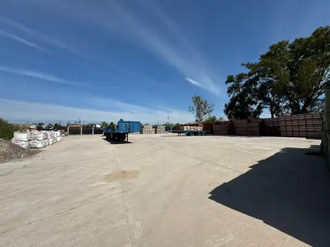 Galpon en Venta 138  mts Fondo