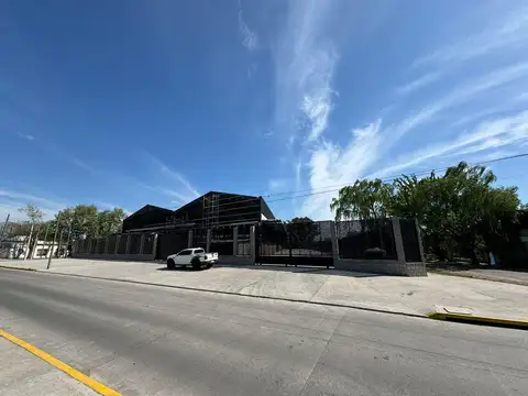 Galpon en Venta 65  mts Frente