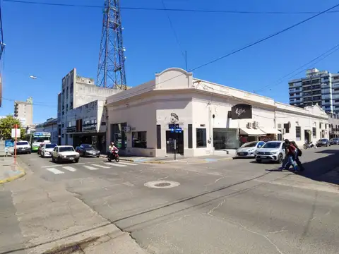 Complejo Comercial de 6 Locales Concordia Centro