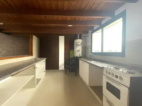 Depto Tipo Casa 4 ambientes con 1 baño
