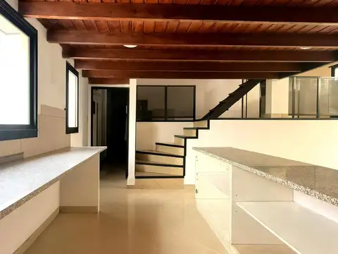 Depto Tipo Casa en Venta en Saavedra, USD 223.000