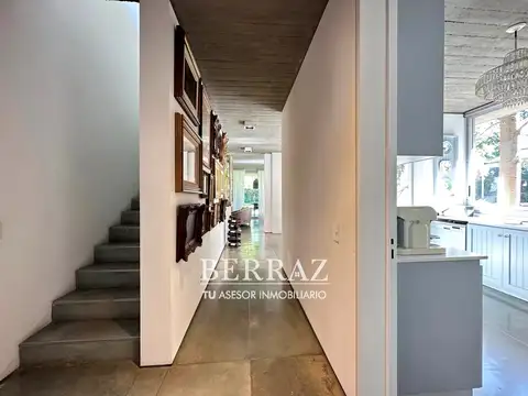 Casa 5 ambientes con 2 baños