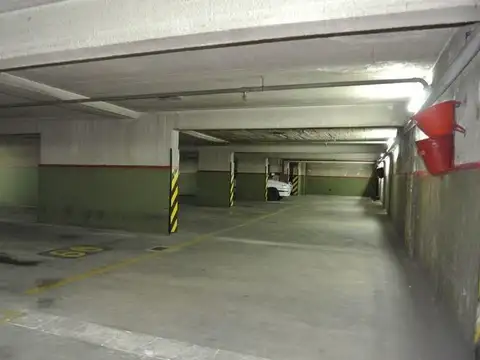 Cochera en Venta Cubierta