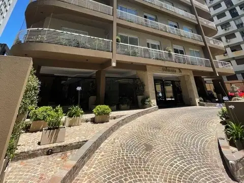 ESCALADA 100, Piso 6