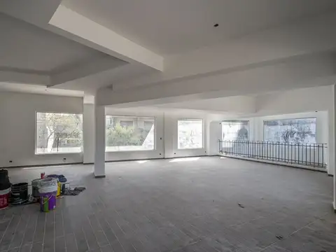 Alquiler Local Comercial en Parque Patricios