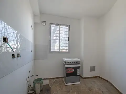 Local en Alquiler en Parque Patricios, USD 4.000