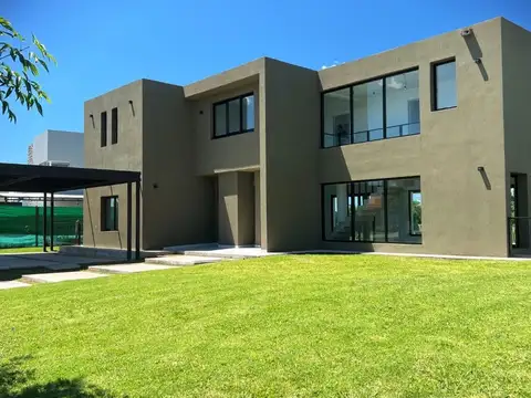 VENTA CASA AL GOLF HARAS DE SANTA MARIA EL TREBOL