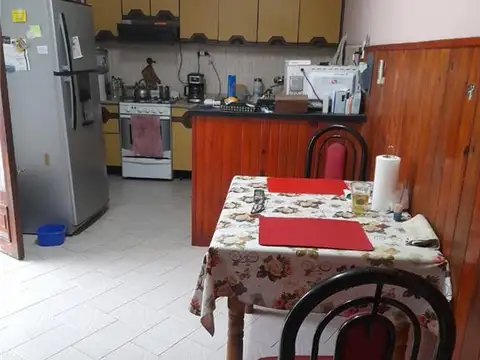 Depto Tipo Casa en Venta 48 años